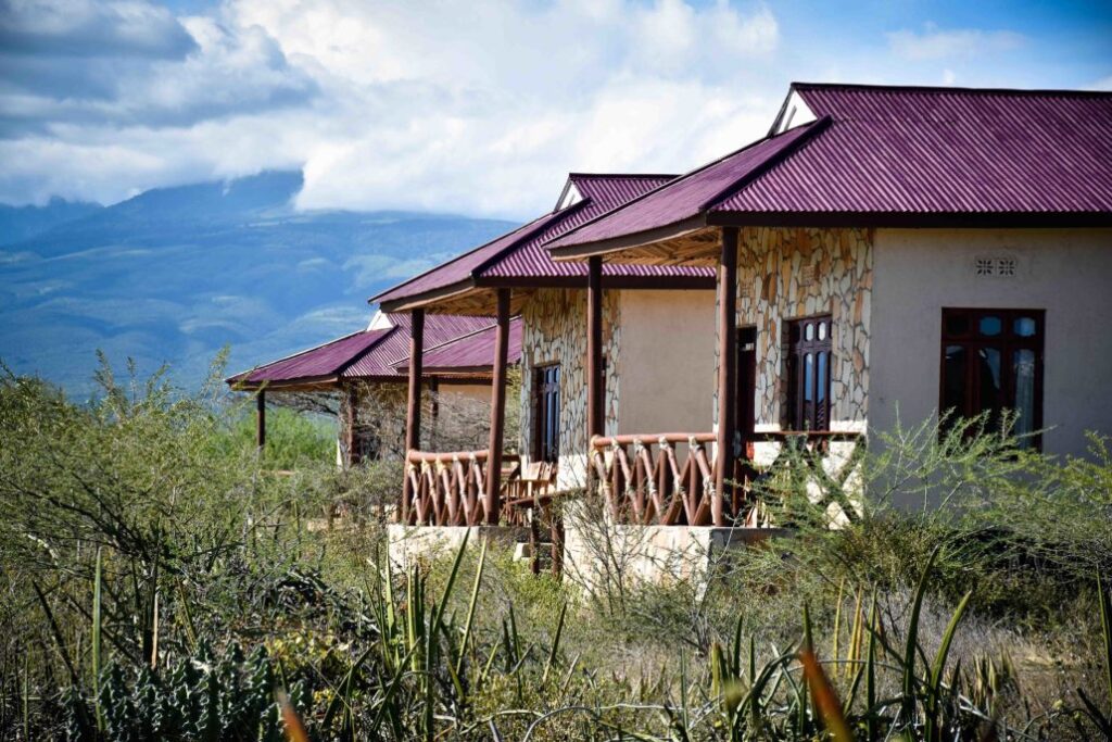 lake eyasi lodge cottage